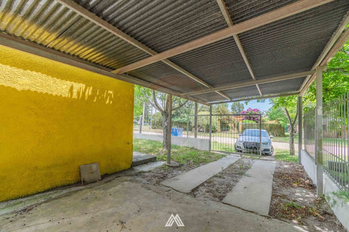 Venta Casa 3 Dormitorios Con Renta En Las Toscas