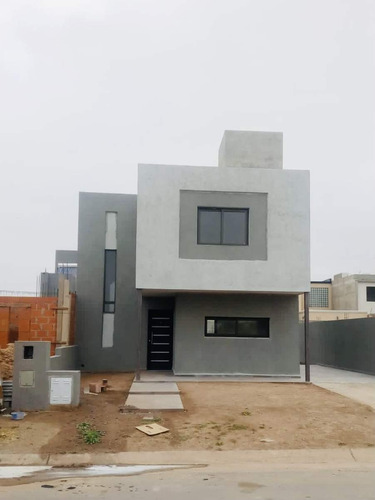 Imagen 11 de 19 de Docta Casa En Venta 3dormitorios-250m2