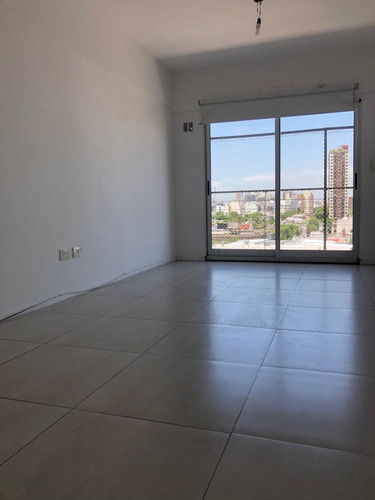 Alquiler! 2 Ambientes Con Cochera Y Amenities Franklin 2400 - Flores