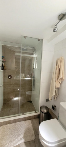 Elegante Dúplex Con Jacuzzi Y Quincho Propio En Las Condes