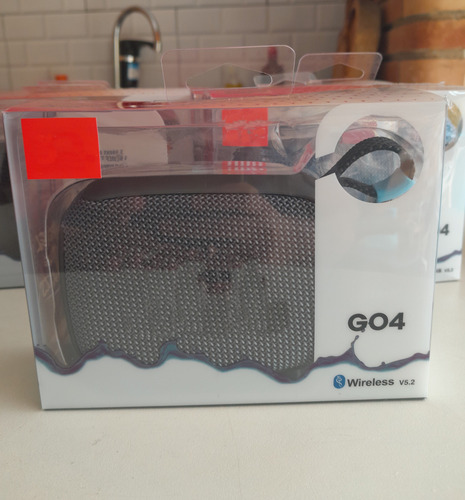 Caixa De Som Bluetooth Go4 Potente Portatil Resistente Água Preto