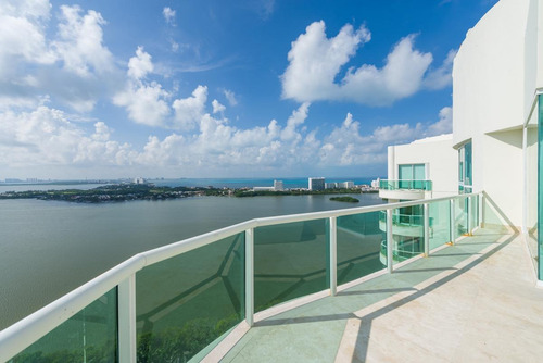 Imagen 26 de 30 de Pent House En Venta En Bay View Grand