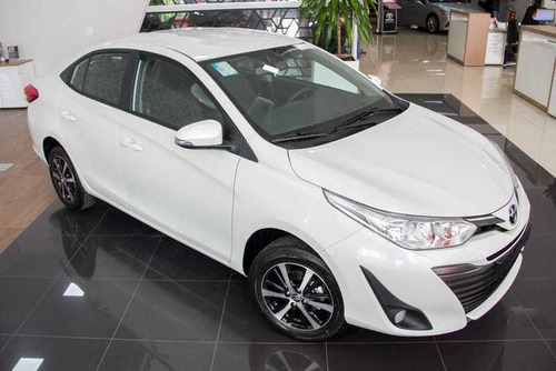 Toyota Yaris 1.5 16v Flex Sedan Xs Connect Multidrive