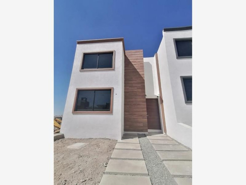 Imagen 1 de 12 de Casa Sola En Venta Pachuquilla