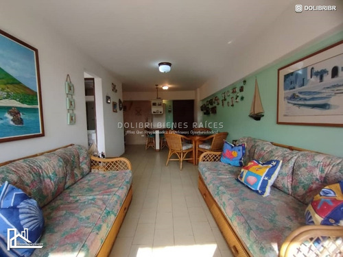 Imagen 3 de 9 de Apartamento En Alquiler En Macuto, Bajada El Playón, Av. La Playa Frente Al Balneario, Residencias Camurichico Edo. La Guaira Aa-mto002