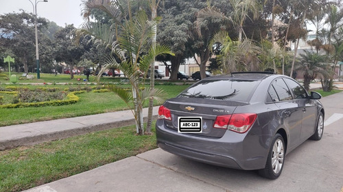 Imagen 5 de 15 de Chevrolet Cruze