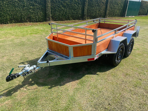 Carretinha Trucada Reforcada Com Freio A Disco De 3m X 1,50