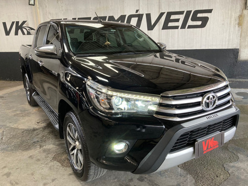 Toyota Hilux 2.8 D-4D TURBO DIESEL CD SRX 4X4 AUTOMÁTICO