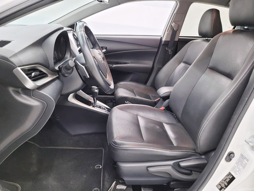 Toyota Yaris Sedán 1.5 16V FLEX SEDAN XS MULTIDRIVE