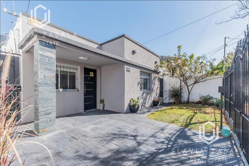 Venta Casa Tres Ambientes Con Pileta Y Jardín En Ituzaingo