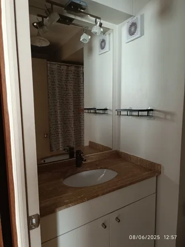 Departamento, 3 Dormitorios, 2 Baños, Estacionamiento