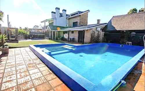 Casa Venta 4 Dormitorios Parrillero Piscina Garaje Solymar