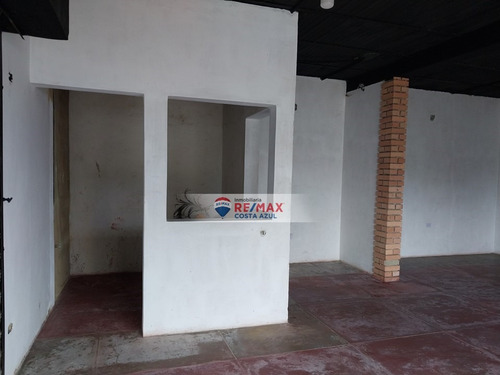 En Venta Casa Con Local Comercial De 175 Metros Cuadrados, Excelente Ubicación En El Casco Central De Tucacas.