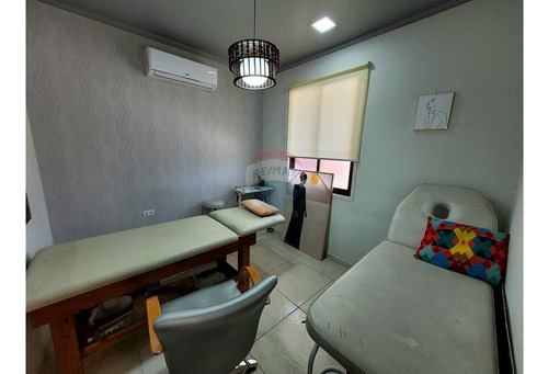En Venta! Casa Con Proyeccion A Comercio