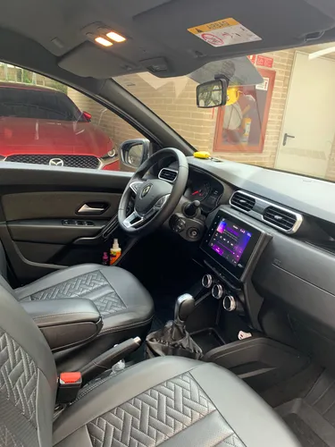 Renault Duster 1.3 Intense Cvt