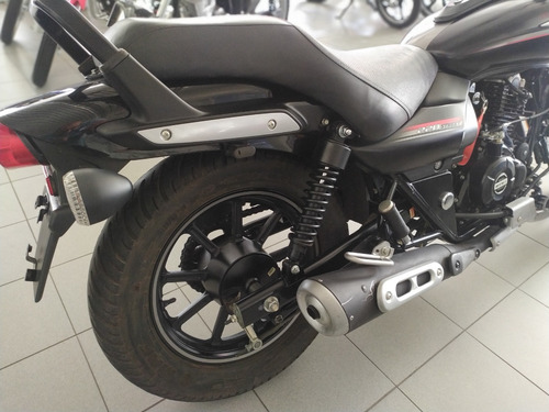 Imagen 6 de 22 de Bajaj . Avenger 220