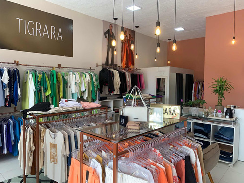 Vendo Loja De Roupas Feminina Com Ponto Comercial