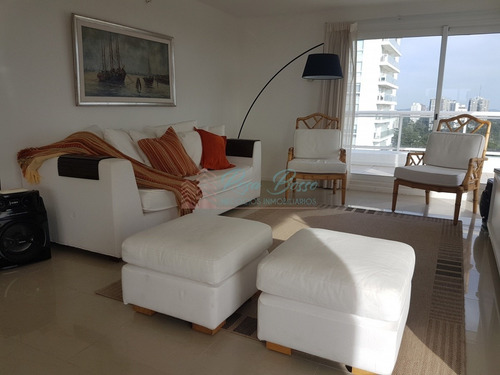 Apartamento Sobre Roosevelt Con Todos Los Servicios - Ref: 4966