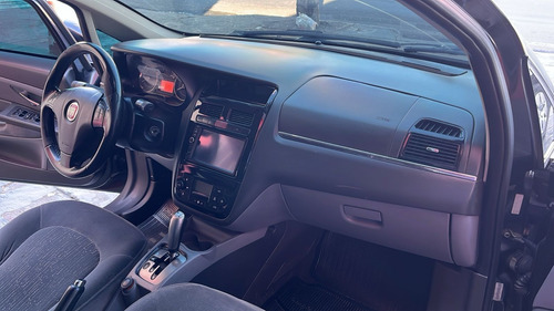 Fiat Linea 1.9 16v Hlx Flex Dualogic 4p
