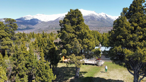 Casa De Campo En Trevelin Con Tina De Agua Caliente