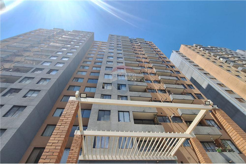 Departamento 2 Dormitorios En Condominio 7 Plazas