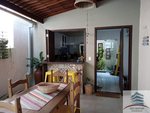 Imagem 6 de 17 de Casa De Esquina A Venda Em Ponta Negra