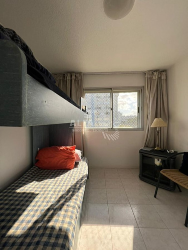 Imagen 12 de 17 de Venta Apartamento De 2 Dormitorios En Zona Roosevelt