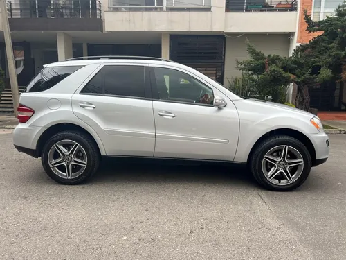 Mercedes-Benz ML 350