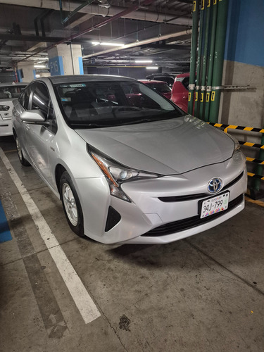 Toyota Prius 1.8 Premium Cvt