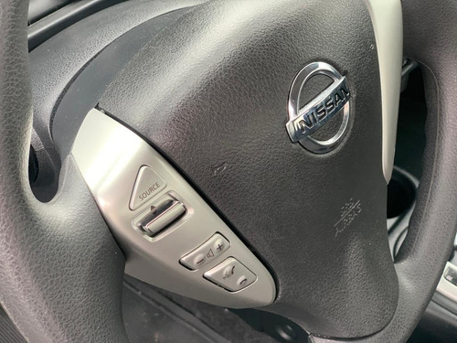 Imagem 12 de 15 de Nissan Versa Versa Sv 1.6 16v Flexstart 4p Aut.