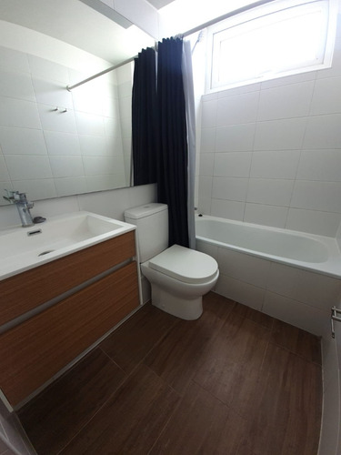 Departamento En Arriendo De 3d Y 2b En Av Waldo Alcalde