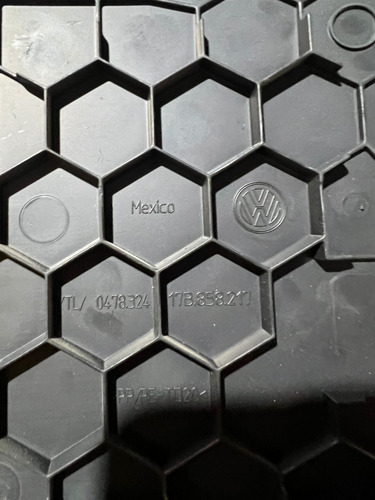Moldura Lateral Izquierda Tablero Vw Jetta Mk7 2019 (Usado)