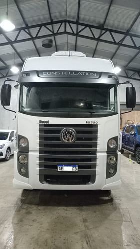Volkswagen Constellation 19-360