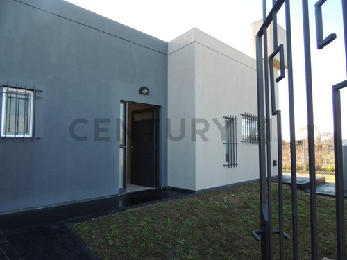 Casa En Venta En Los Talas, Berisso - 3 Dormitorios Y 2 Baños