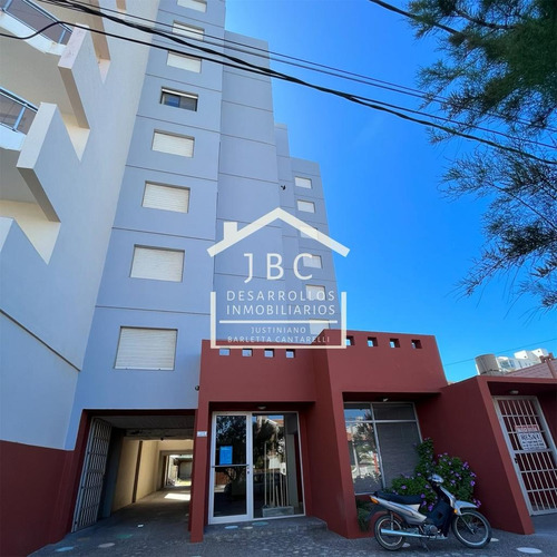 Venta Departamento En Monte Hermoso, Un Dormitorio. Gregorio Juarez 123.