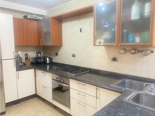 Vendo Apartamento En Cumbres De Curumo Remodelado
