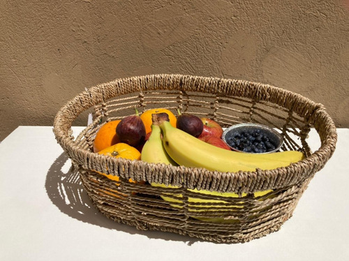 Imagen 2 de 6 de Canasto Rattan Cesto Panera Oval 40x30x14cm / Palermo