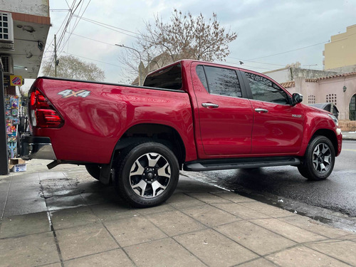 Toyota Hilux 2.8 Cd Srx 177cv 4x4 At