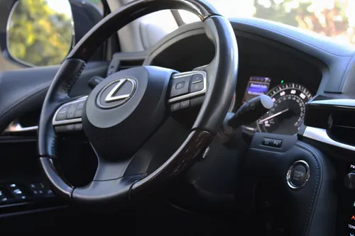 Lexus LX 5.7 570