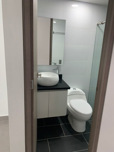Imagen 22 de 30 de Se Vende Apartamento En Laureles , Medellín