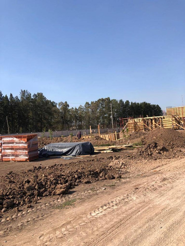 Imagen 12 de 17 de Lote En Venta En Barrio Saint Thomas Chico - Canning
