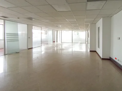 Oficina En Arriendo En Bella Suiza