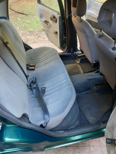 Chevrolet Corsa 1.6 Gl Aa Dh