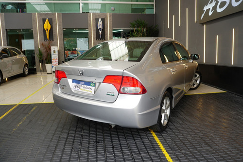 Honda Civic 1.8 LXS 16V FLEX 4P AUTOMÁTICO