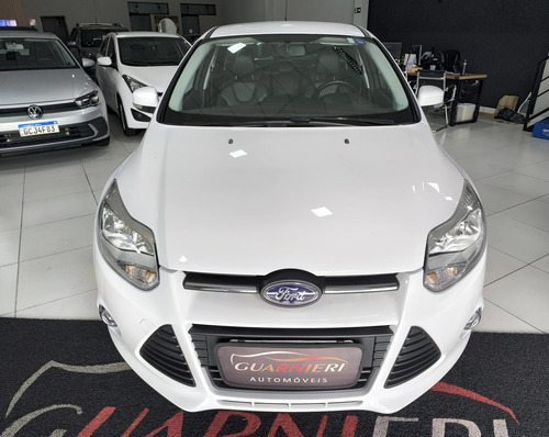 Ford Focus 2.0 SE SEDAN 16V FLEX 4P POWERSHIFT