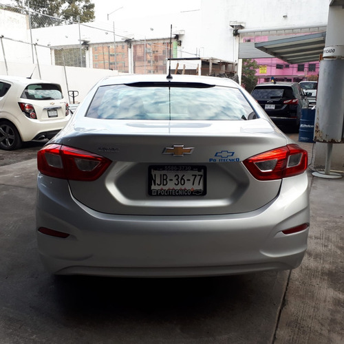 Imagen 6 de 11 de Chevrolet Cruze 2017 Lt