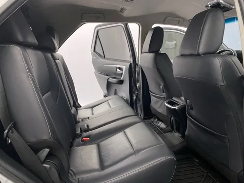 Toyota Fortuner 2.7 SRV