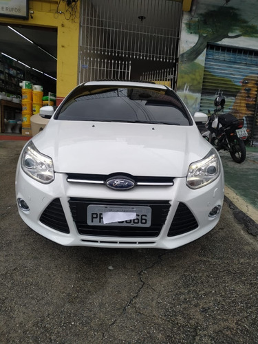Ford Focus 2.0 Titanium Flex Powershift 5p