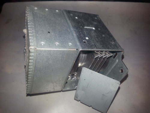 Imagen 4 de 4 de Magnetron Para Microondas LG 2m 213-09b