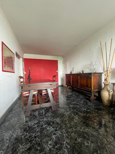 Departamento 3 Ambientes En Venta Catalinas Sur, Muy Luminoso